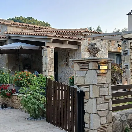 Liberta Villa Keri