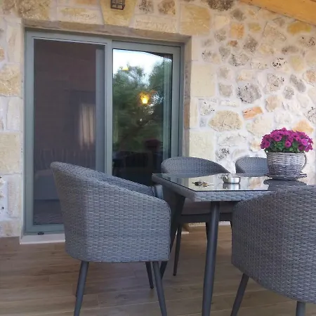 Villa Liberta Keri